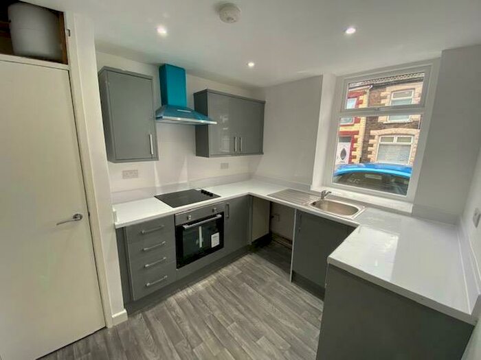 2 Bedroom Apartment To Rent In Pontygwaith, Ferndale, CF43