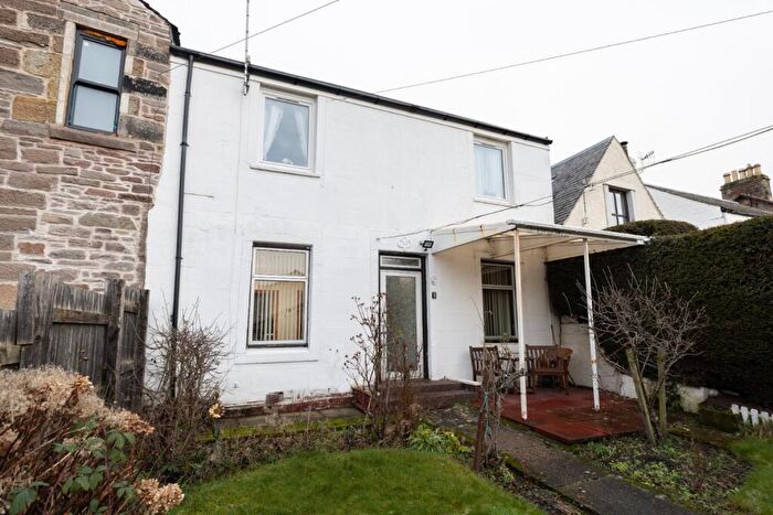 2 Bedroom Ground Maisonette For Sale In Windsor Terrace, Perth, PH2