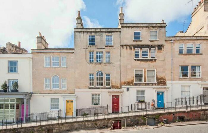 Studio To Rent In Belvedere, Bath, BA1