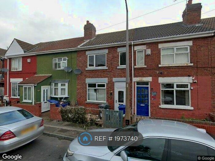 2 Bedroom Terraced House To Rent In Victoria Road, Edlington, Doncaster, DN12