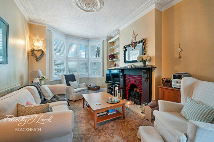 4 Bedroom Terraced House For Sale In Wernbrook Street, London, SE18
