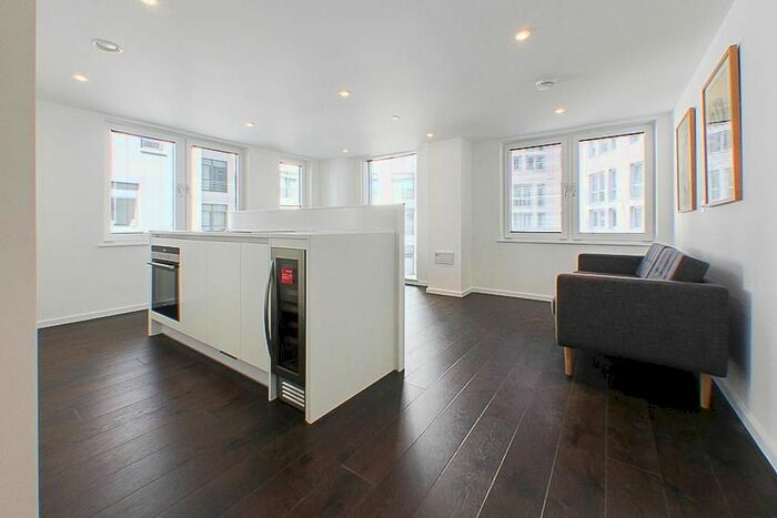 1 Bedroom Flat To Rent In Eagle Point, City Road, EC1V