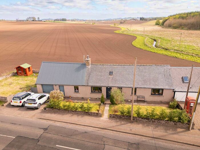 2 Bedroom Semi-Detached Bungalow For Sale In Roundyhill, Forfar, DD8