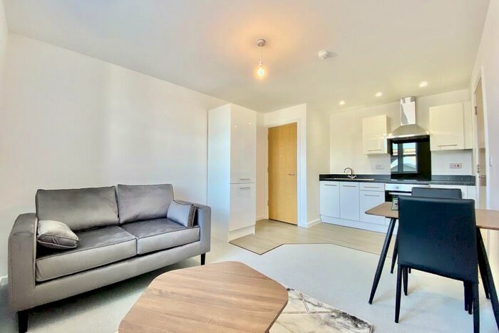 1 Bedroom Apartment To Rent In Viaduct Road, Leeds, LS4