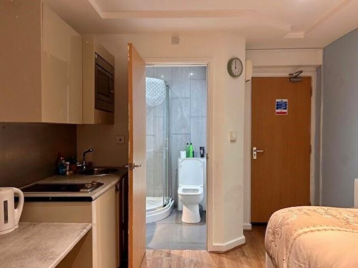1 Bedroom Flat To Rent In The Priory, DE1