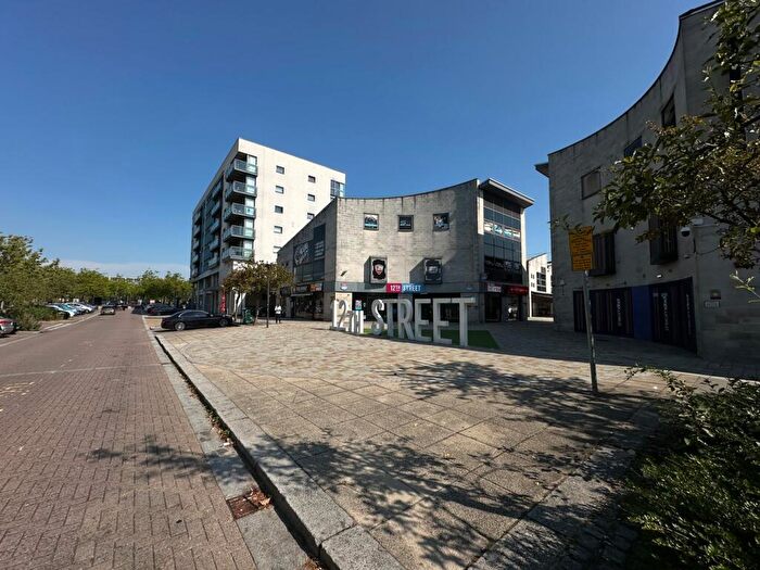 2 Bedroom Flat To Rent In Lower Twelfth Street, Milton Keynes, MK9