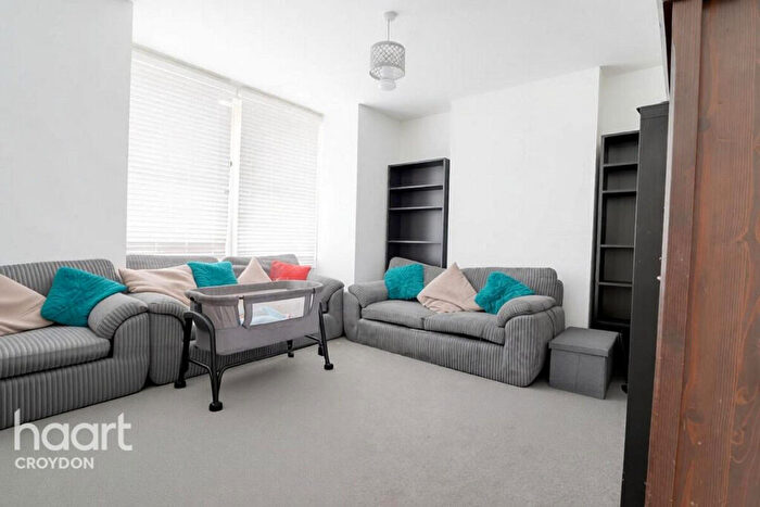 3 Bedroom Terraced House To Rent In Hunter Road, Thornton Heath, CR7