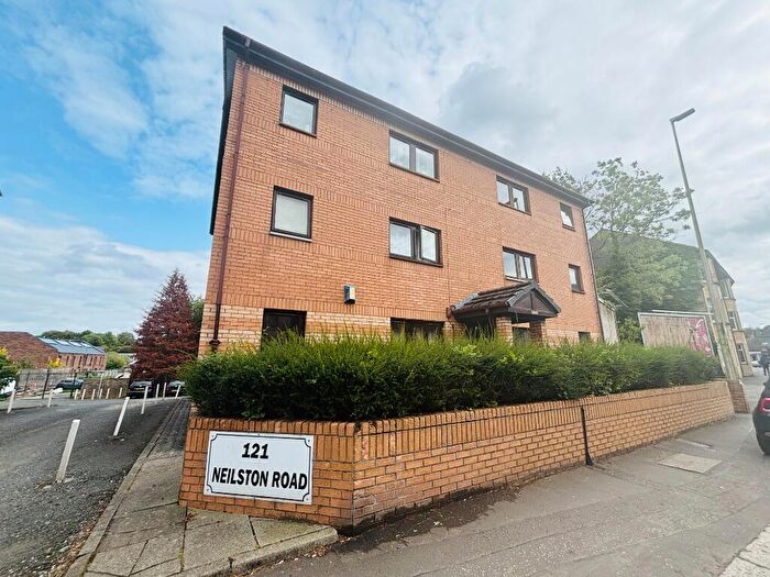 2 Bedroom Flat To Rent In Neilston Road, Paisley, Renfrewshire, PA2