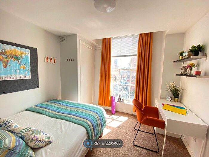 7 Bedroom Flat To Rent In City Centre, Liverpool, L3