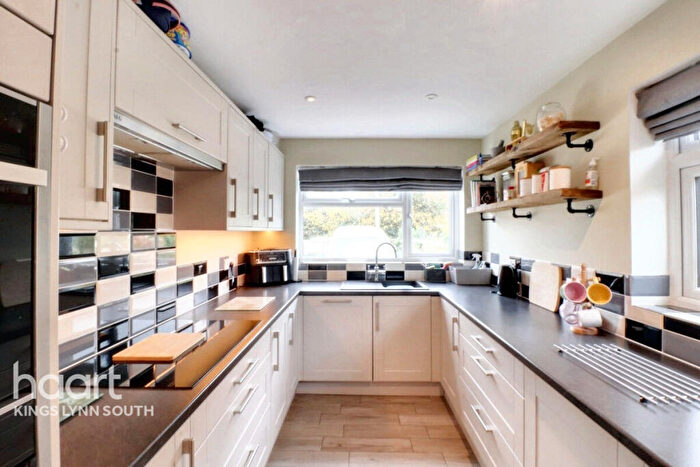 3 Bedroom Bungalow For Sale In St Peters Road, Wiggenhall St. Germans, PE34