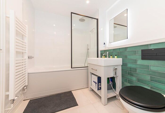 1 Bedroom Flat To Rent In Joseph Huntley Walk, Reading, RG1