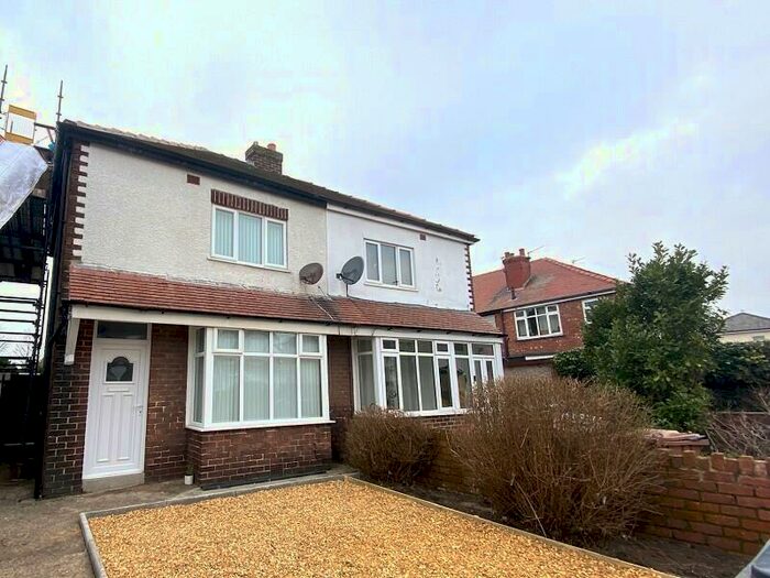 3 Bedroom Semi-Detached House To Rent In Russell Road, Southport, Merseyside., PR9