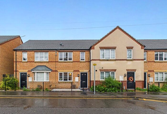 2 Bedroom Terraced House For Sale In Midland Road, Peterborough, PE3