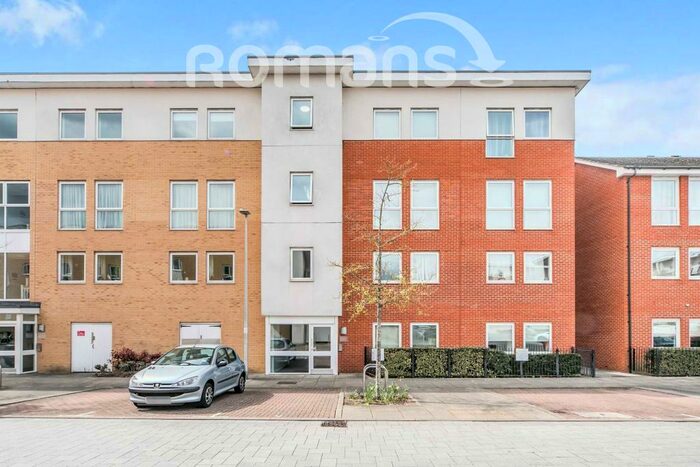 2 Bedroom Apartment To Rent In Lundy House, Drake Way, RG2