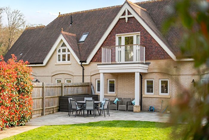 3 Bedroom Detached House For Sale In Glen Island, Maidenhead, SL6