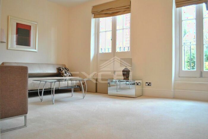 1 Bedroom Apartment To Rent In Garden Road, St Johns Wood, London, NW8