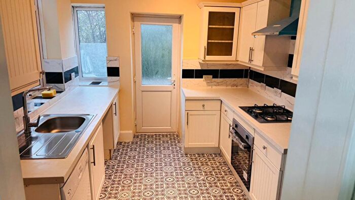 3 Bedroom Semi-Detached House To Rent In Richmond Street, Stoke-On-Trent, ST4