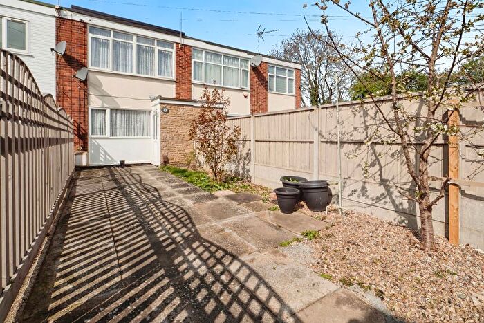2 Bedroom Terraced House For Sale In Telford Way, Leicester, LE5