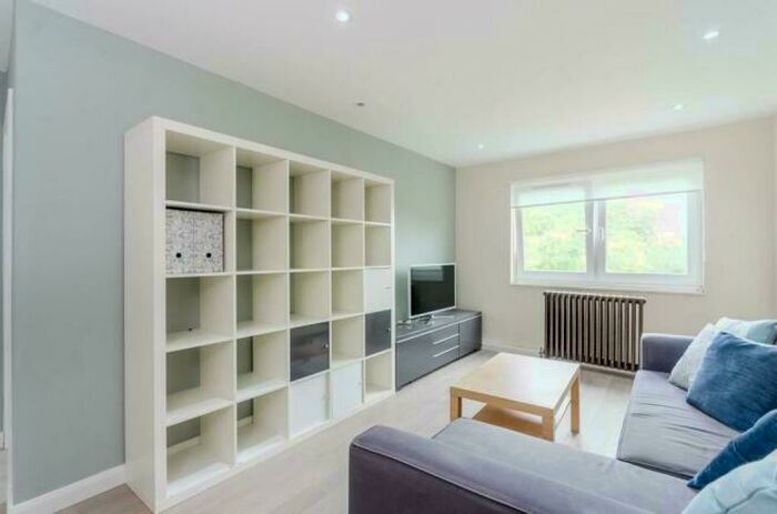 1 Bedroom Flat To Rent In Wynford Road, London, N1