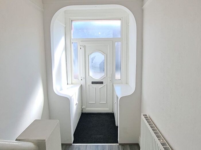 3 Bedroom Terraced House To Rent In Podium Road, Old Swan, L13
