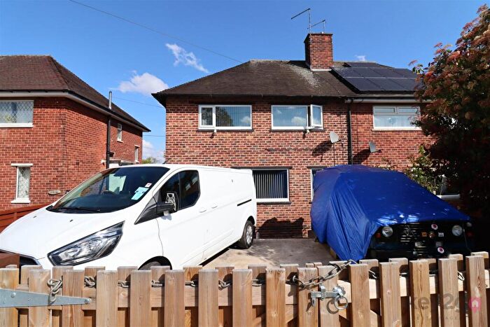 3 Bedroom Semi-Detached House For Sale In Birley Spa Lane, Sheffield, S12