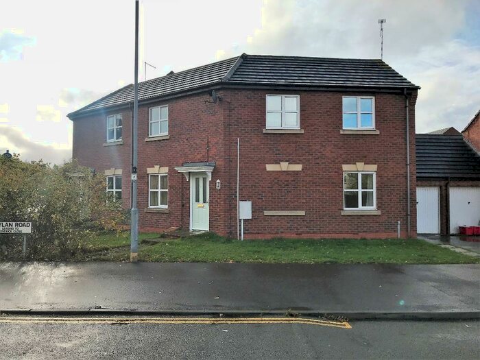 3 Bedroom Semi-Detached House To Rent In Boylan Road, Coalville, LE67