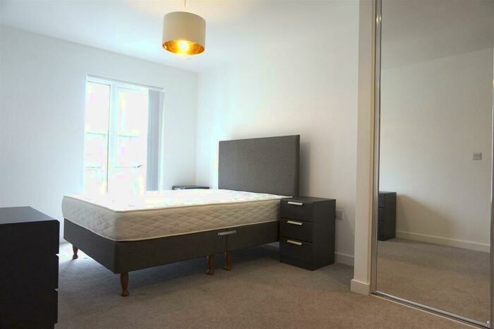 2 Bedroom Apartment To Rent In Lexington Gardens, Birmingham, B15