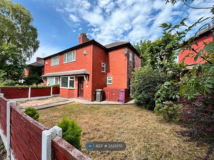 3 Bedroom Semi-Detached House To Rent In Clyde Road, Radcliffe, Manchester, M26