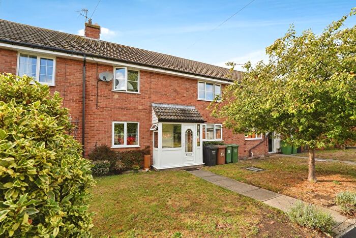 3 Bedroom Terraced House For Sale In Heathfield Road, Norton, Evesham, Worcestershire, WR11