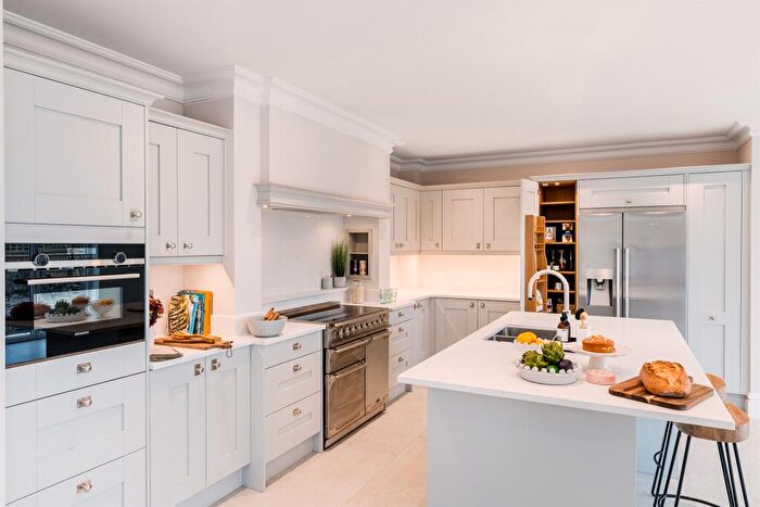 4 Bedroom Detached House For Sale In Allington Gardens, Newick, Lewes, BN8