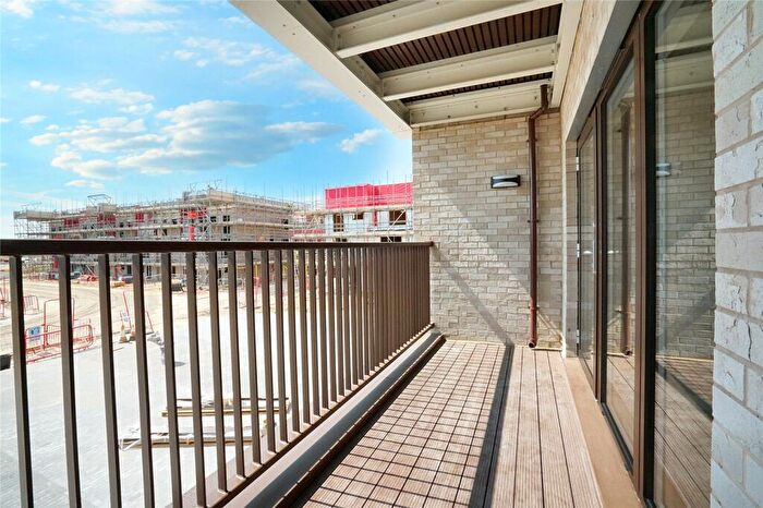 2 Bedroom Apartment To Rent In Genome Close, Cambridge, Cambridgeshire, CB3