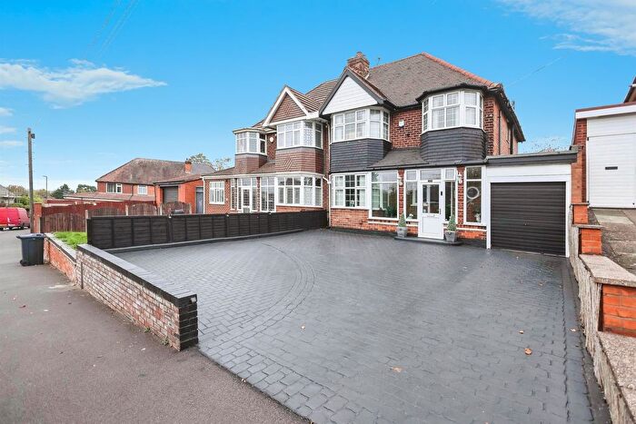 3 Bedroom Semi-detached House For Sale In Old Bromford Lane, Birmingham, B8
