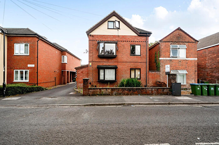 Flat For Sale In Laundry Road, Coxford, Southampton, Hampshire, SO16