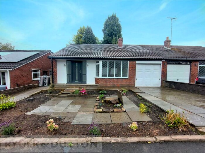 2 Bedroom Bungalow To Rent In Jordan Avenue, Shaw, Oldham, Greater Manchester, OL2