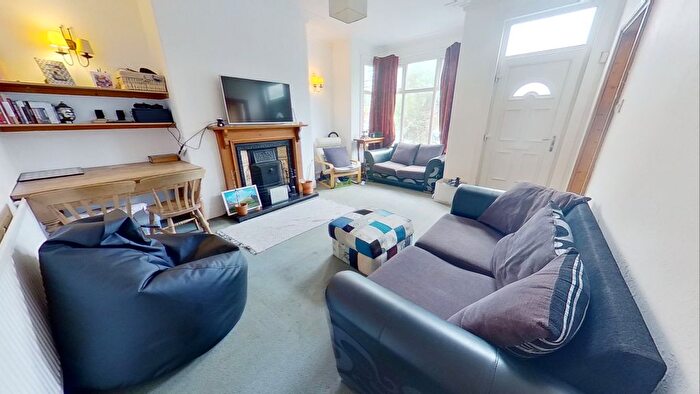3 Bedroom Terraced House To Rent In Knowle Road, Burley, Leeds, West Yorkshire, LS4