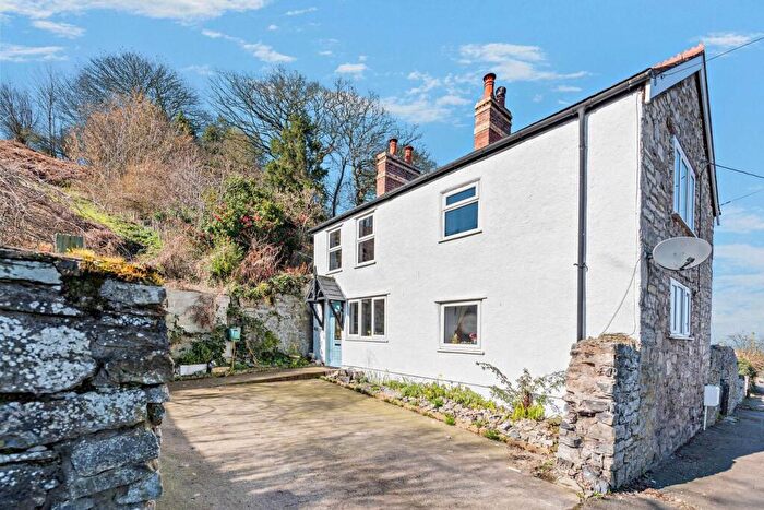 3 Bedroom Detached House For Sale In Bwthyn Briallu, Brynford Road, Milwr, Flintshire, CH8