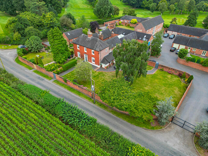 4 Bedroom House For Sale In Geary Lane, Bretby, DE15