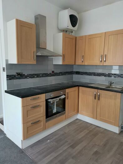 Studio To Rent In Kimbolton Road, Bedford, MK40