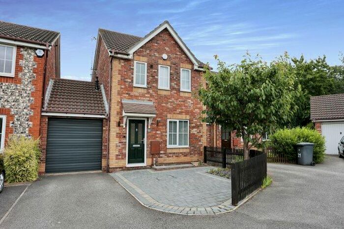 3 Bedroom Property To Rent In Ullswater Close, Nottingham, NG2