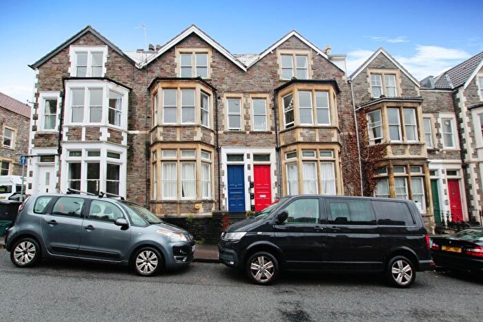 2 Bedroom Flat To Rent In Hampton Road - Redland, BS6