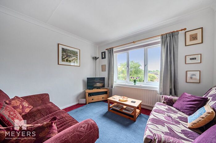 2 Bedroom Flat For Sale In Fordington, Dorchester, DT1