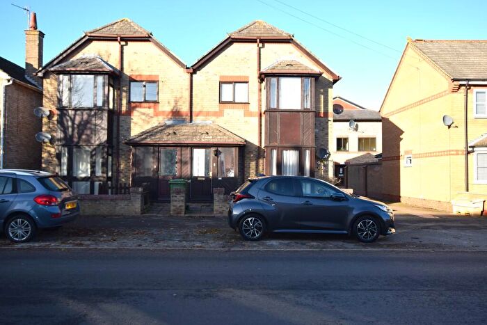 2 Bedroom Apartment To Rent In Warboys, Huntingdon, Cambridgeshire, PE28