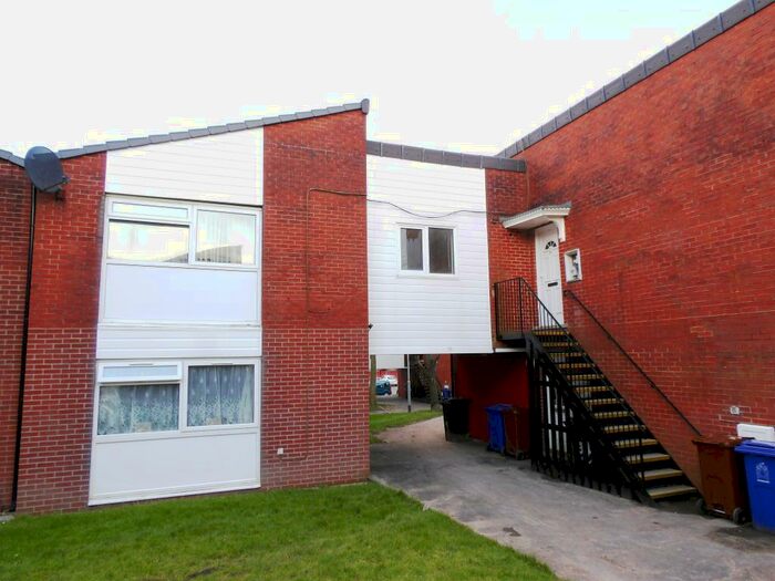 2 Bedroom Apartment To Rent In Wellington Court, BB5