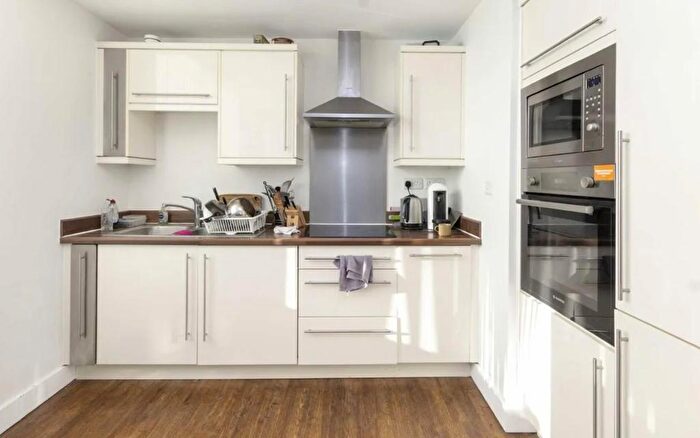 2 Bedroom Apartment To Rent In Fathom Court, Basin Approach, Gallions Point, Excel, London, E16