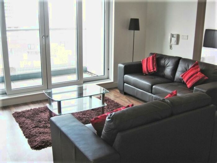 2 Bedroom Apartment To Rent In Milliners Wharf, Manchester, M4
