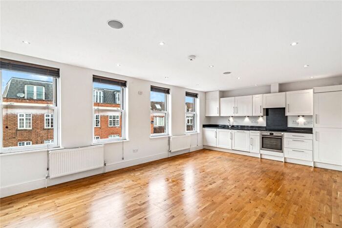 2 Bedroom Flat To Rent In Wimbledon Park Road, London, SW19