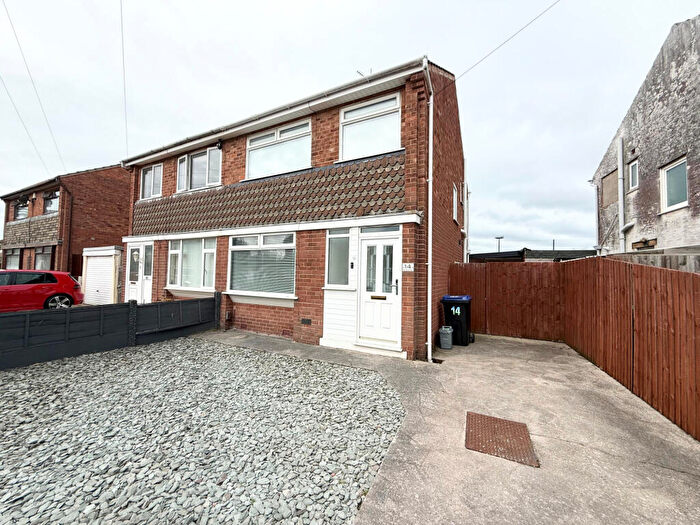 3 Bedroom Semi-Detached House To Rent In Wimbledon Avenue, FY5