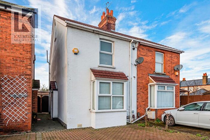 2 Bedroom Semi Detached House To Rent In Lower Court Road, Epsom, KT19