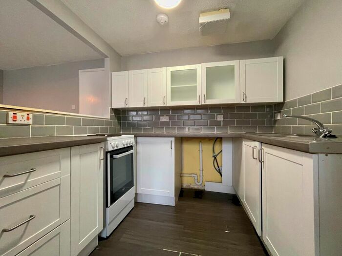 2 Bedroom Flat To Rent In Benwell Village Mews, Benwell Village