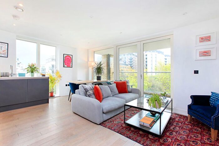 2 Bedroom Flat For Sale In Putney Bridge Road, Putney, SW18